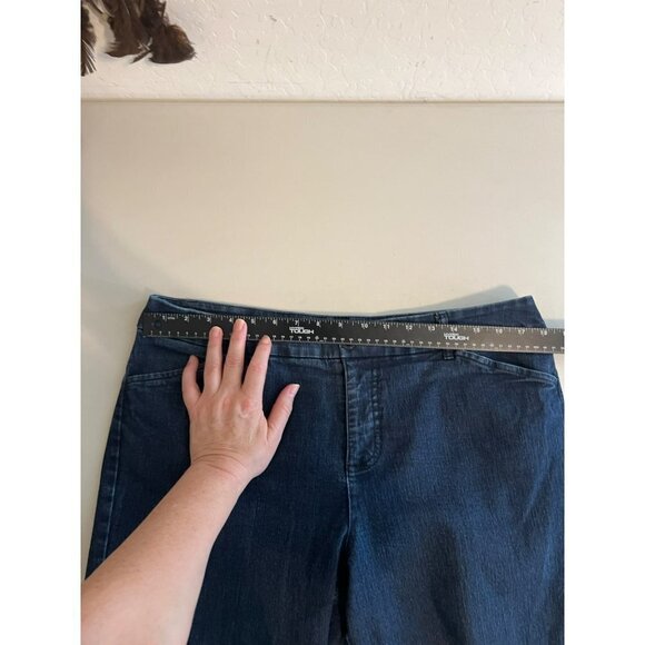 St John’s Bay Sz 14 Crop Dark Wash Jean Blue - Picture 6 of 9